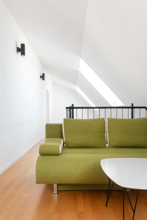 Roof With Terrace, Parking And Ac Apartament